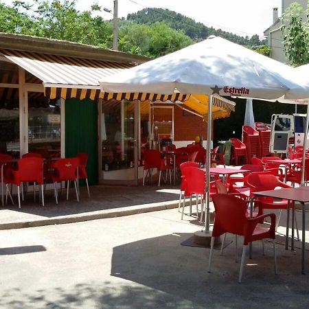 Albergue Valderrobres Auto Check-In ภายนอก รูปภาพ