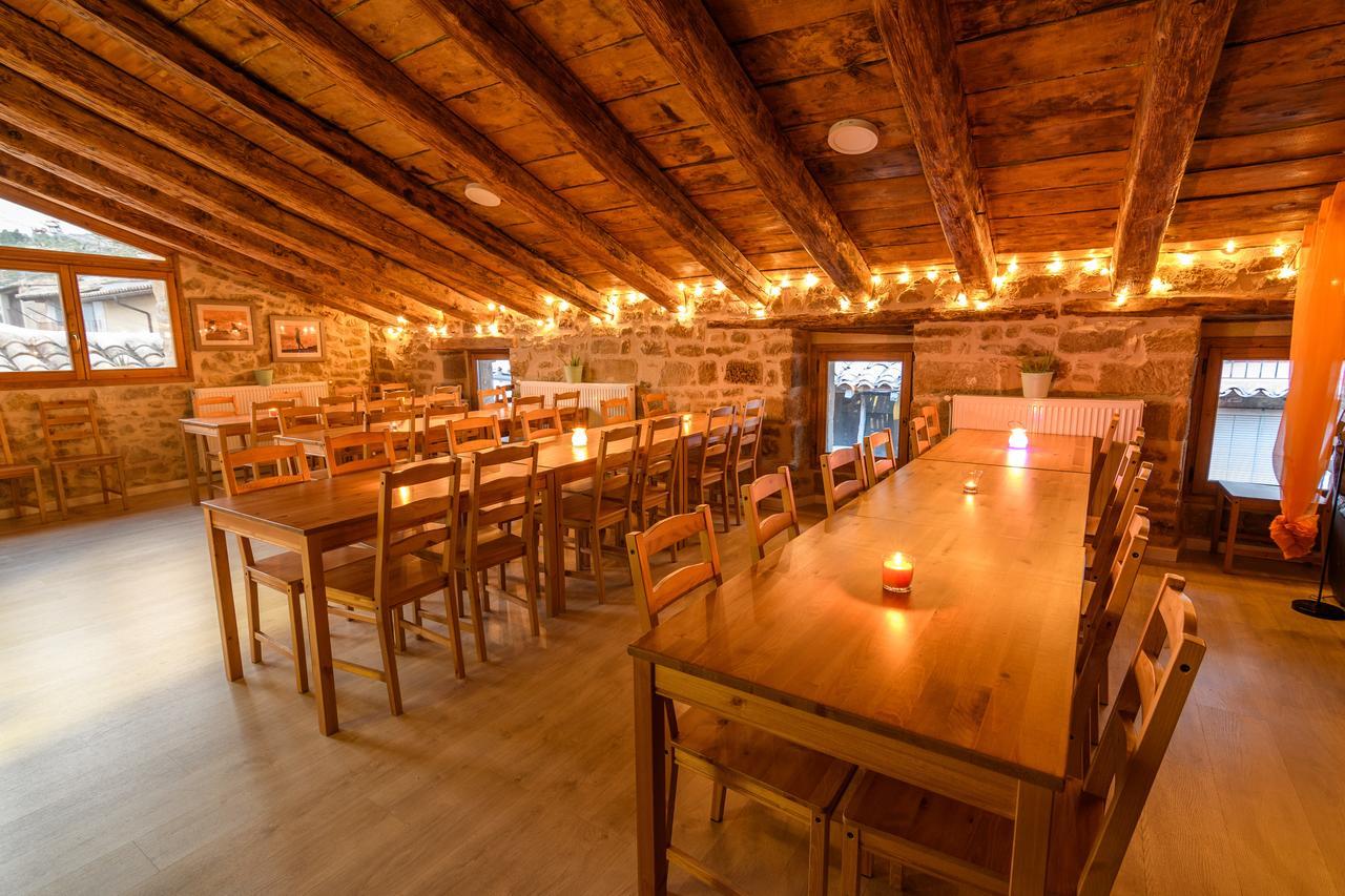 Albergue Valderrobres Auto Check-In ภายนอก รูปภาพ