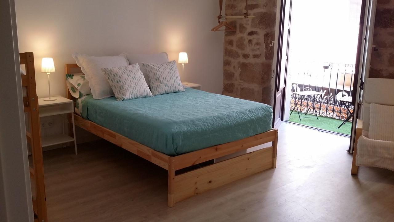 Albergue Valderrobres Auto Check-In ภายนอก รูปภาพ