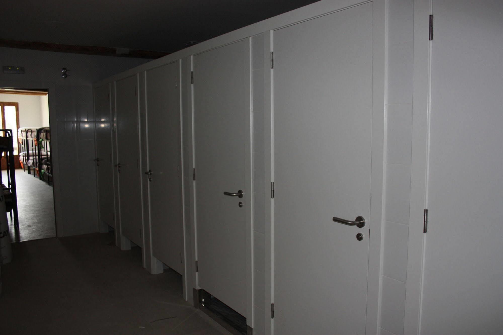 Albergue Valderrobres Auto Check-In ภายนอก รูปภาพ